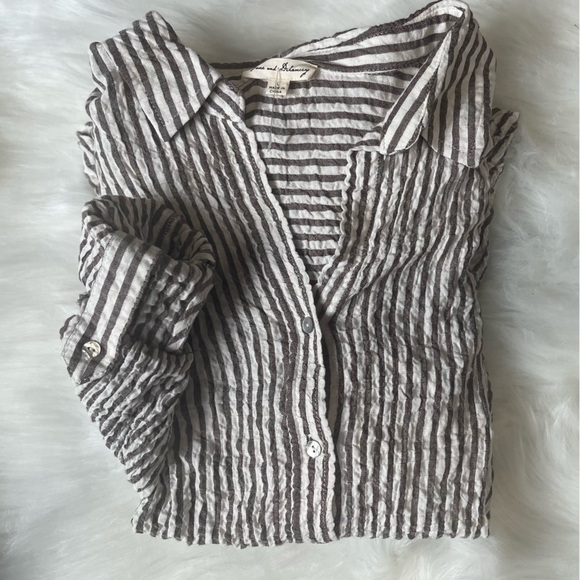 Flowy crinkle vertical striped button down long sleeve shirt brown/cream Lrg - Picture 13 of 14